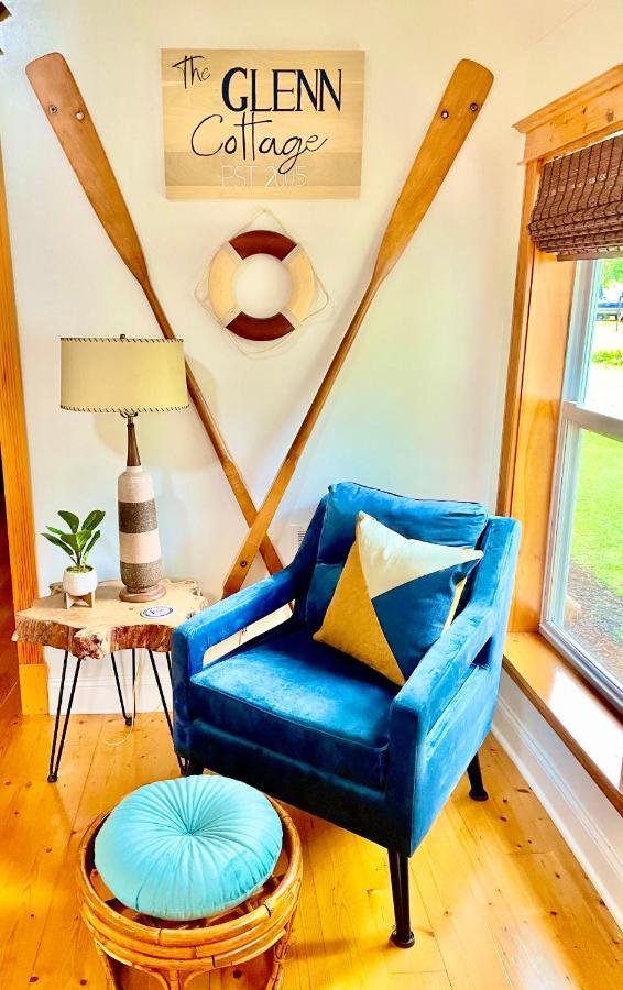 The Charming Glenn Cottage! Walk To Lake Michigan! Fennville Ngoại thất bức ảnh